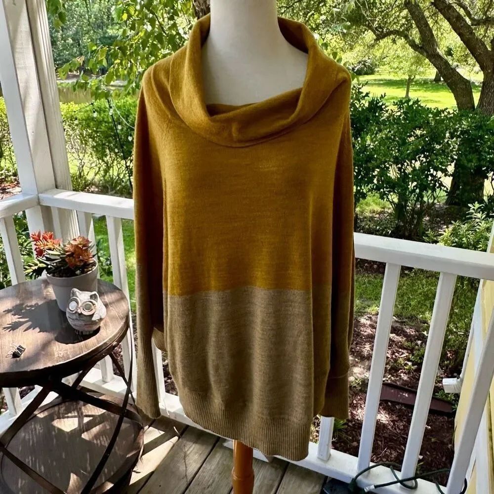 Smartwool Turtleneck Sweater - Picture 1 of 5